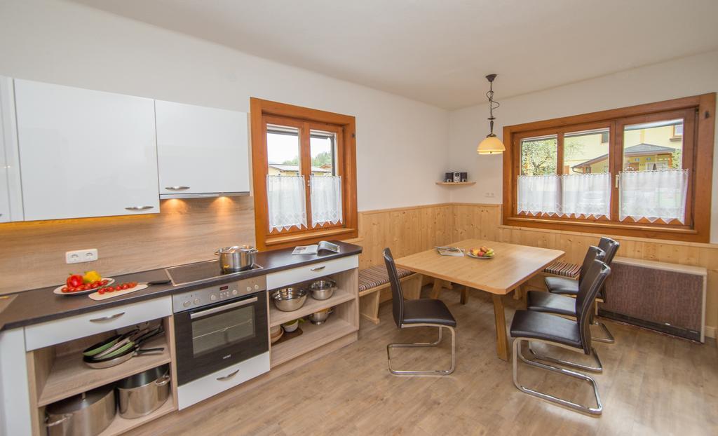 קפרון Ferienhaus Gerlinde II חדר תמונה